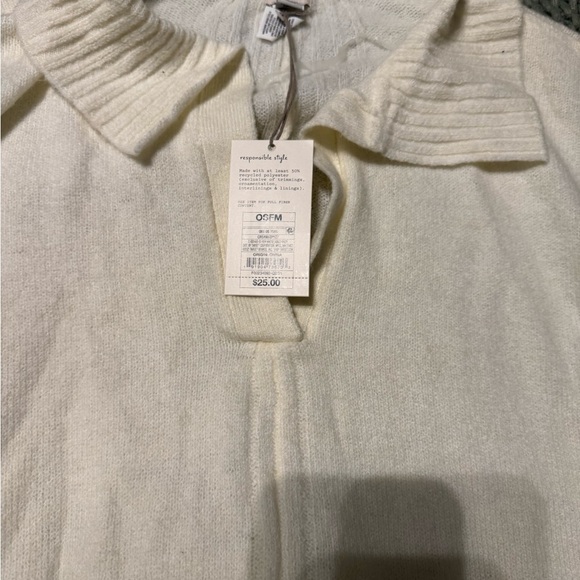 poncho - Picture 3 of 5